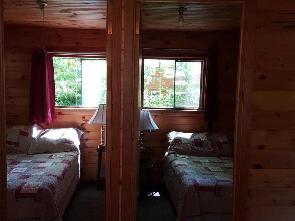 Red Lodge Resort Little Current Room photo